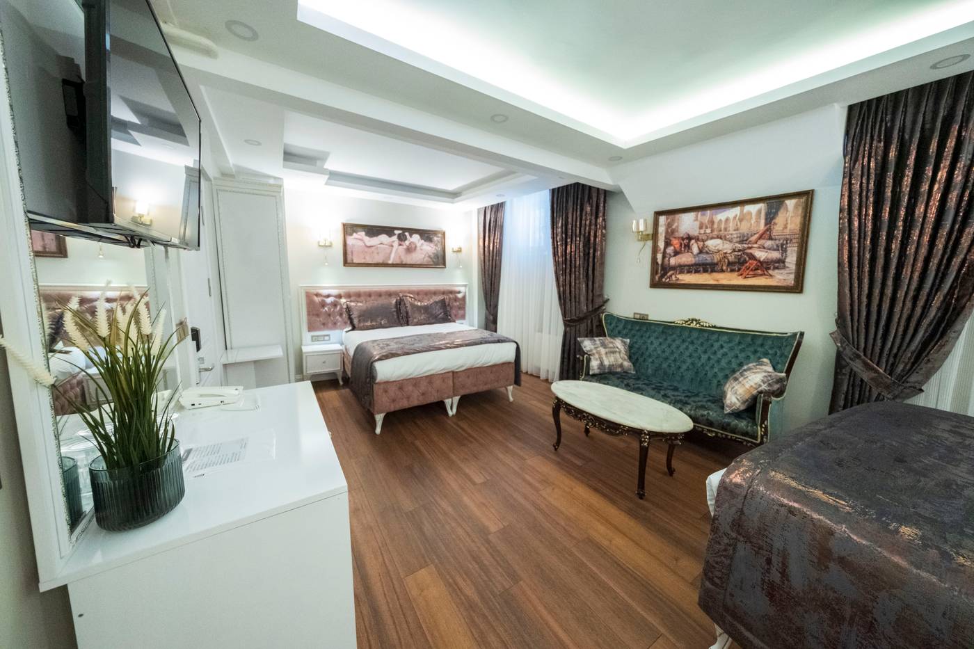 Solomon-s-Mansion-Hotel-Room-40