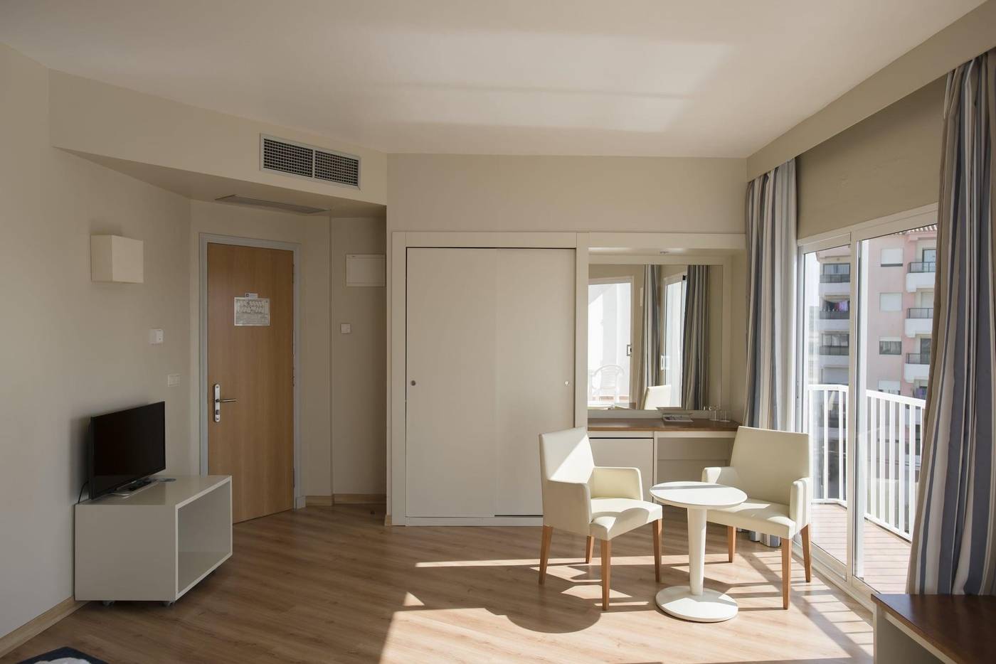 Set-Hotel-Agamenon-Room-26