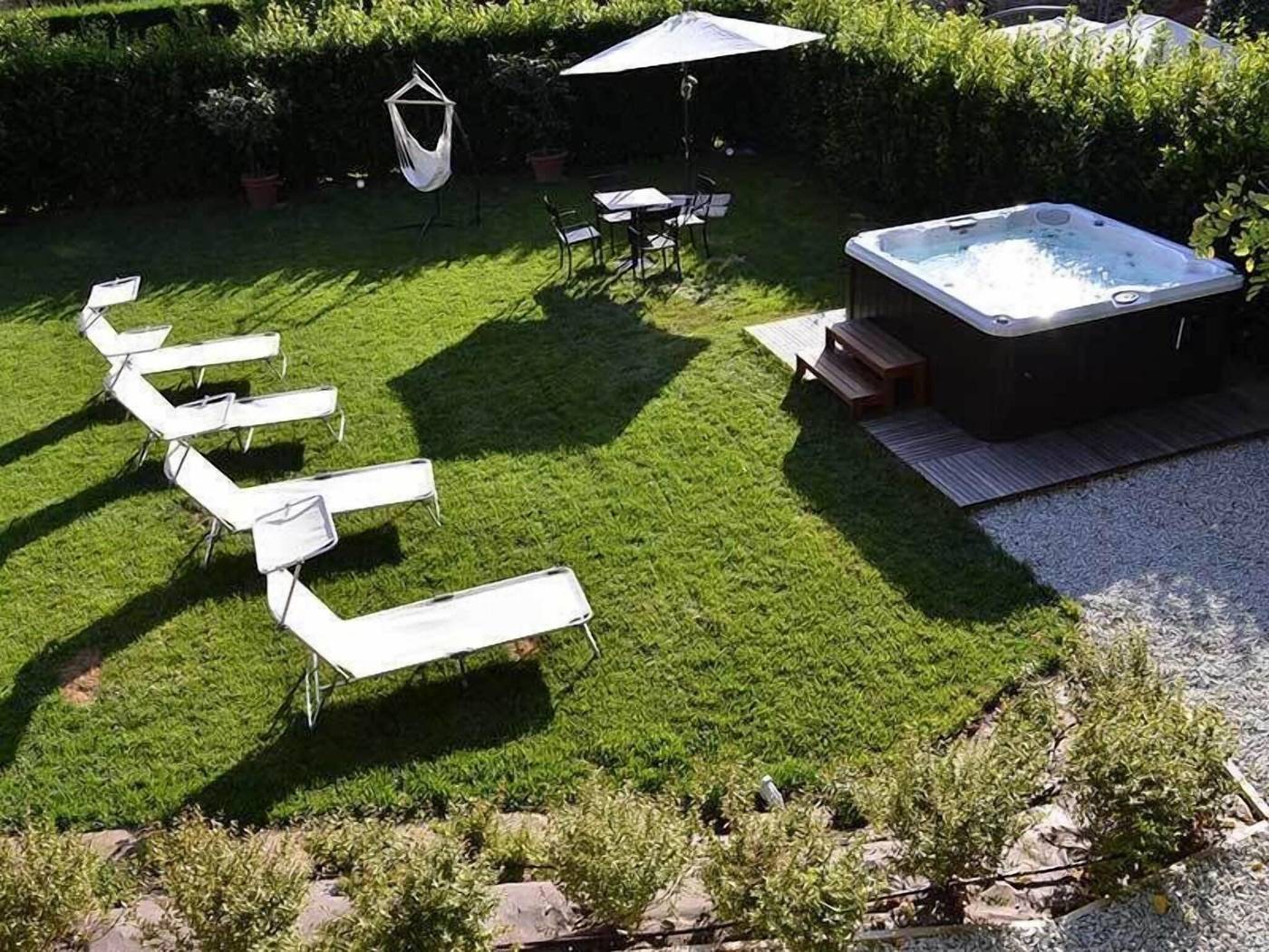 Hotel-Ristorante-Milano-Pool-11