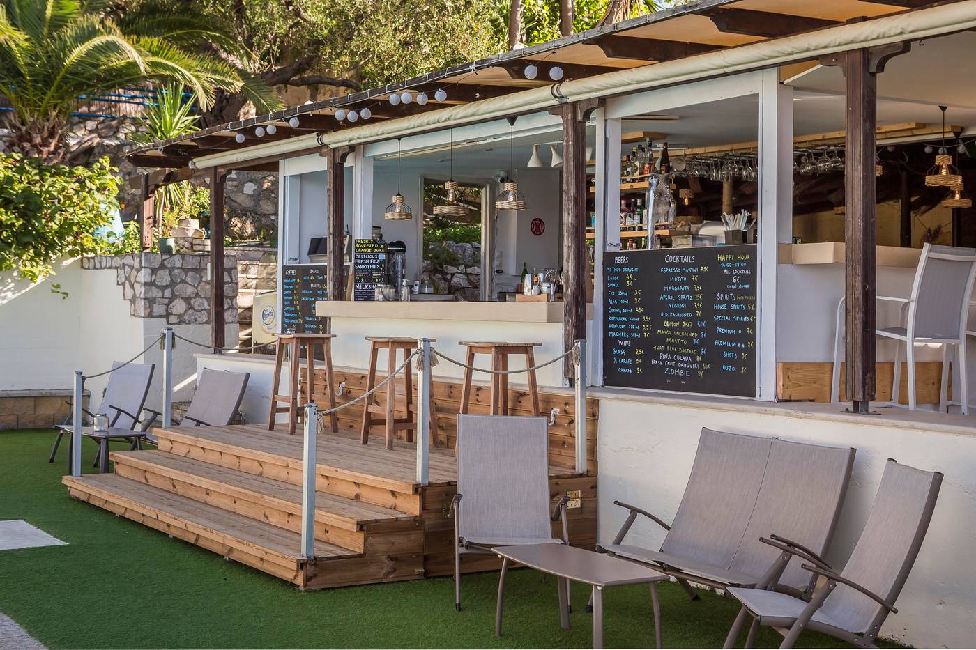 Metaxatos-Apartments-Bar-22