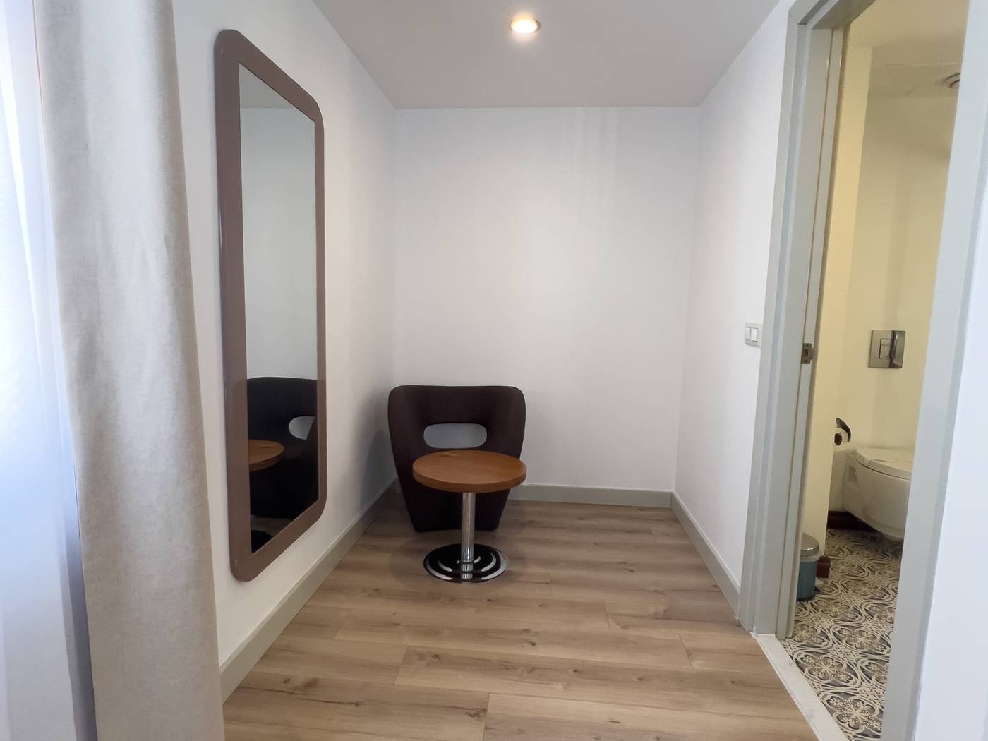 Puding-Hotel-Room-54