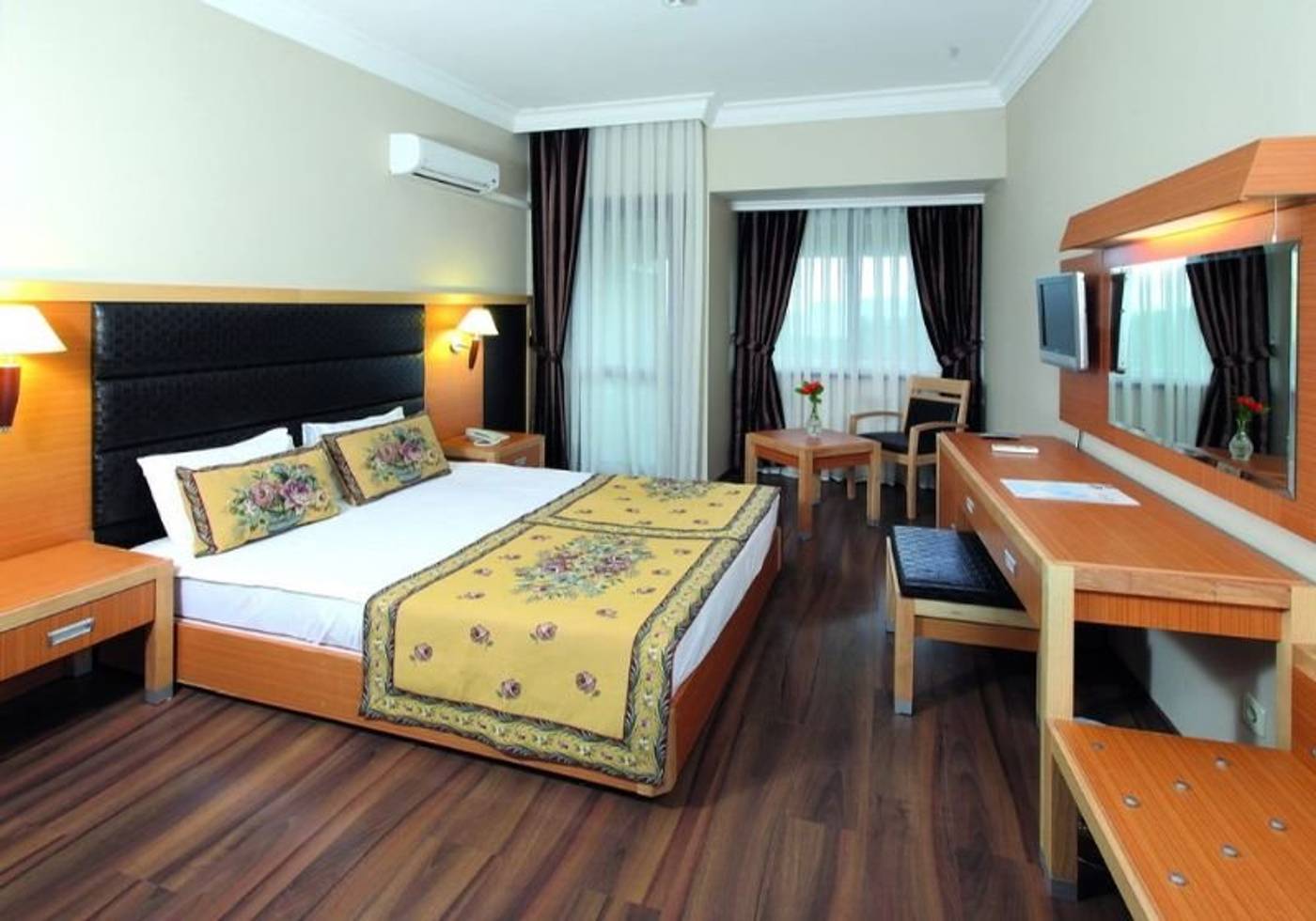 La-Mer-Hotel-Room-17