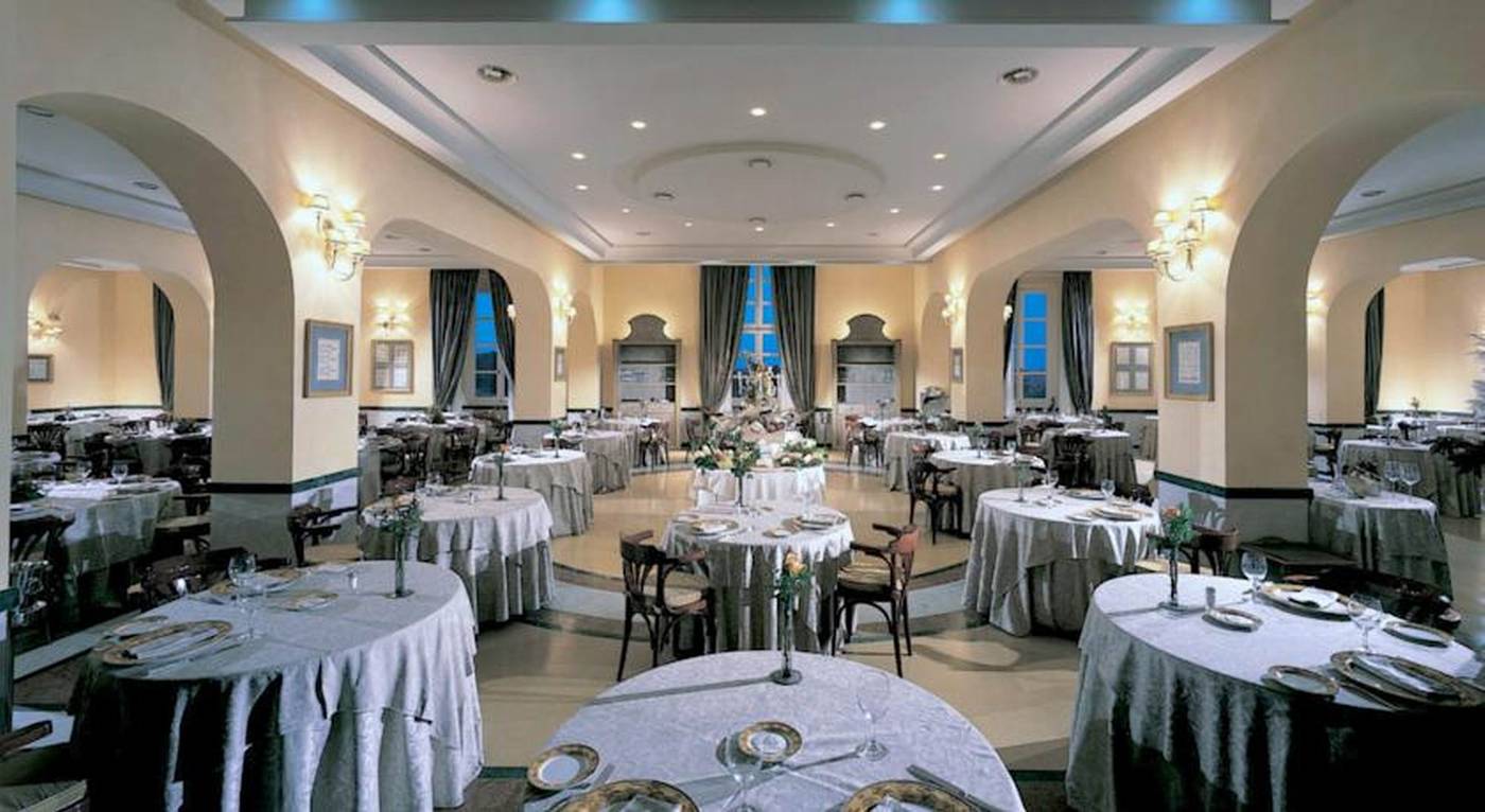 Bagni-di-Pisa-Palace-and-Thermal-Spa-Restaurant-25