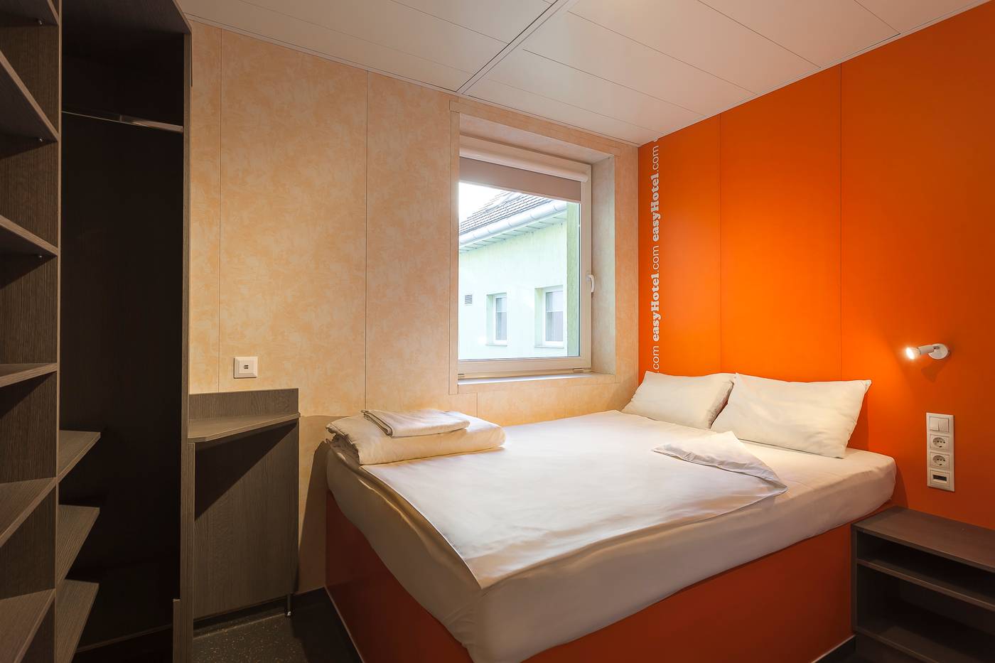 Easyhotel-Budapest-Oktogon-Room-18