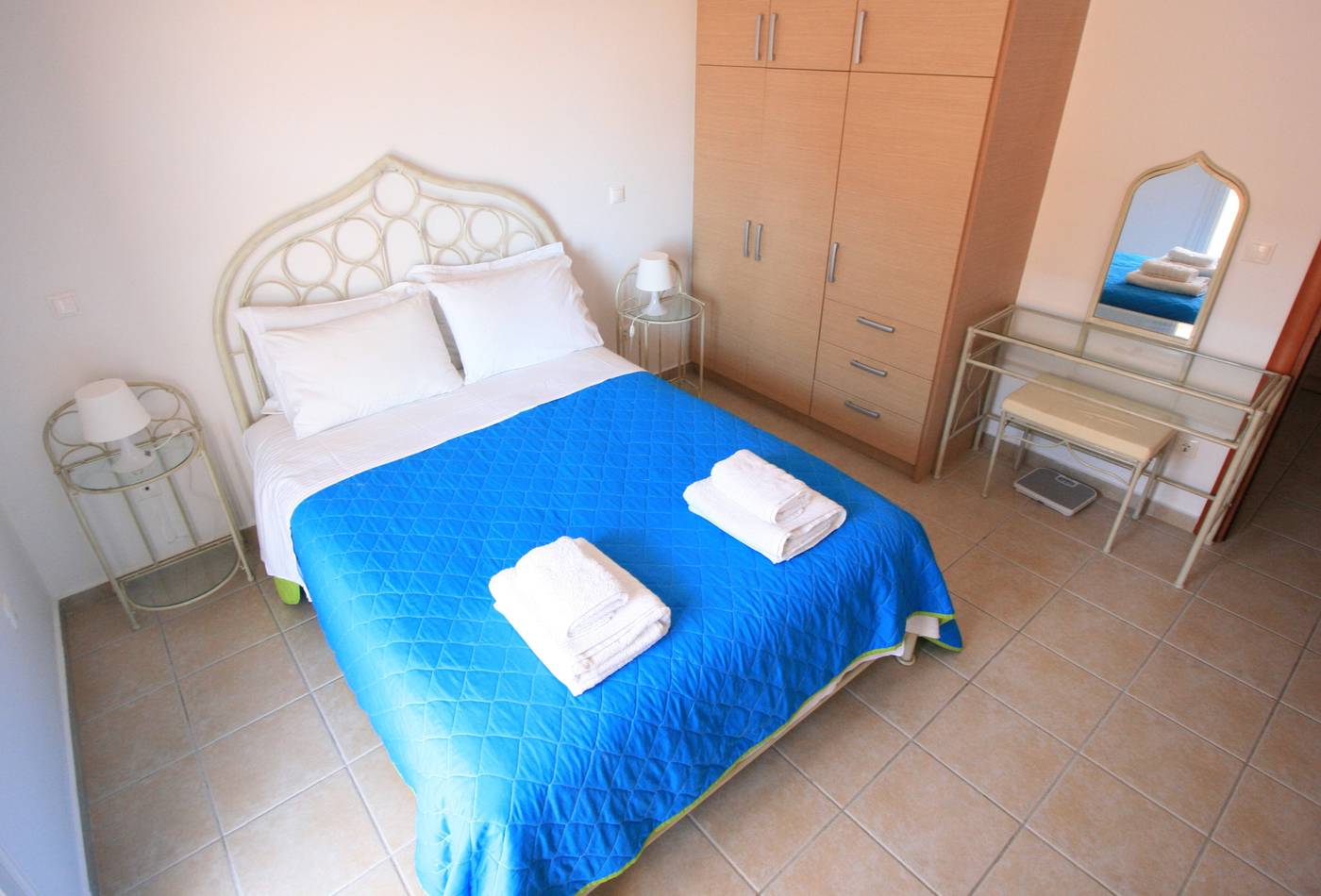 Lagoon-View-Apartments---Adults-Only-Room-13