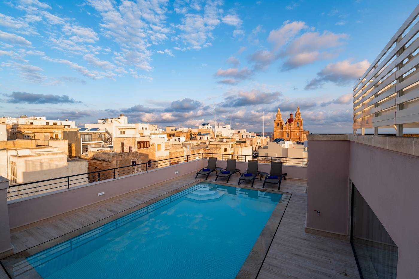 Maritim-Antonine-Hotel---Spa-Room-55