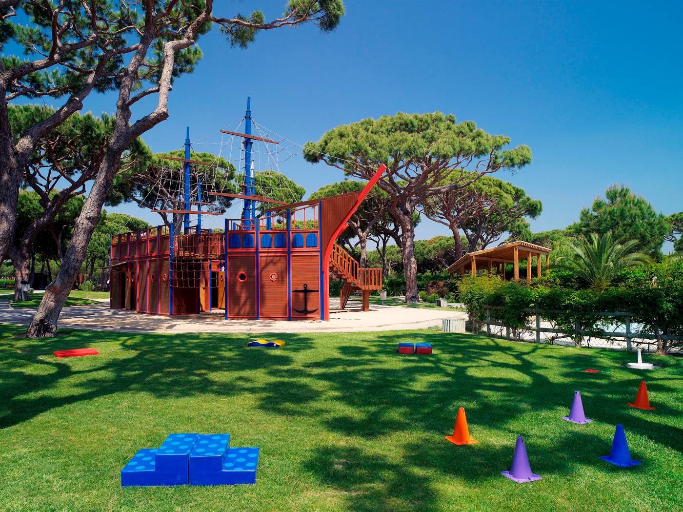 Pine-Cliffs-Hotel--a-Luxury-Collection-Resort-Sports-and-Entertainment-61