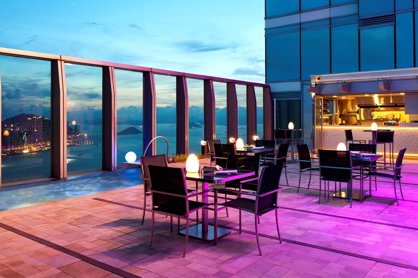 W-Hong-Kong-General-view-87