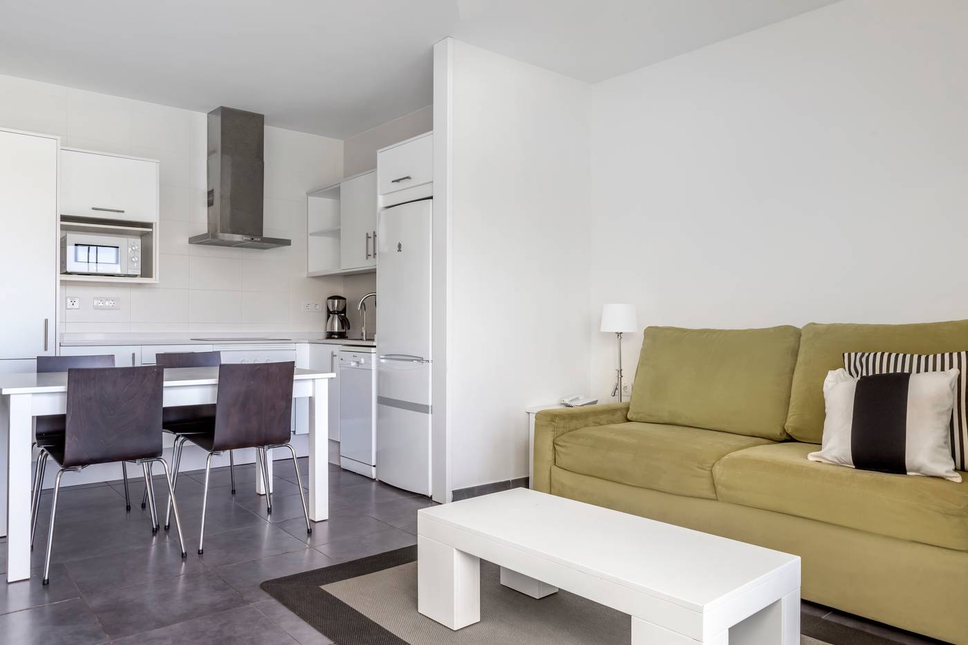 Club-del-Carmen-Room-27