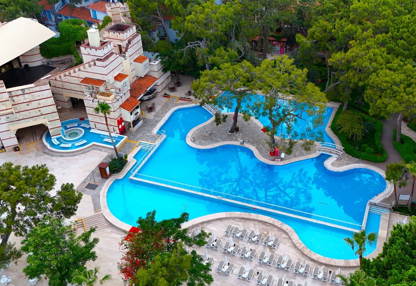 Kemer-Holiday-Club-Pool-2