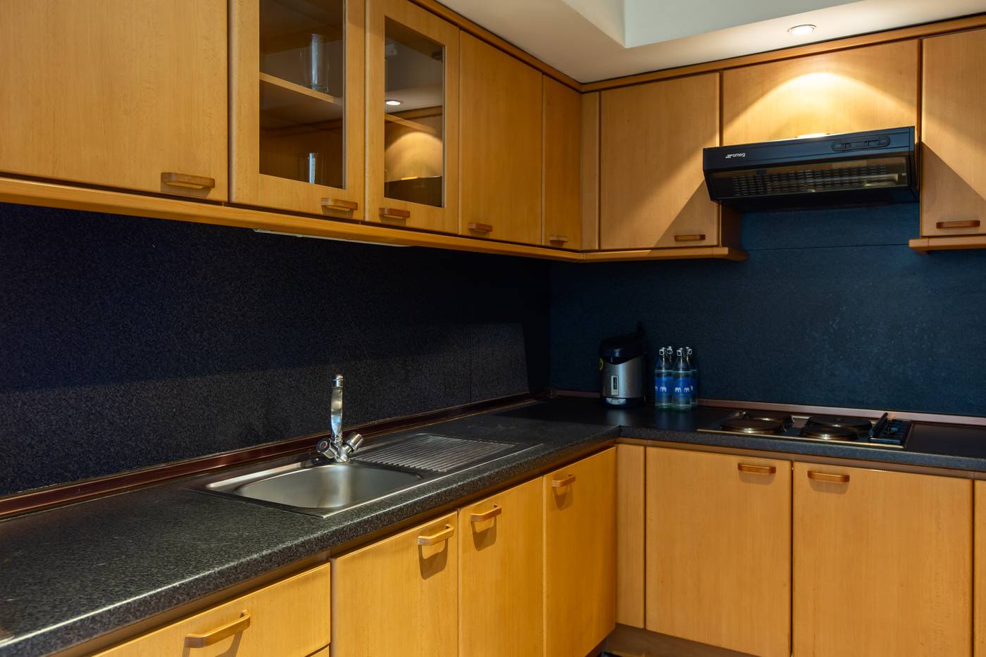 Riverfront-Bangkok-Room-32