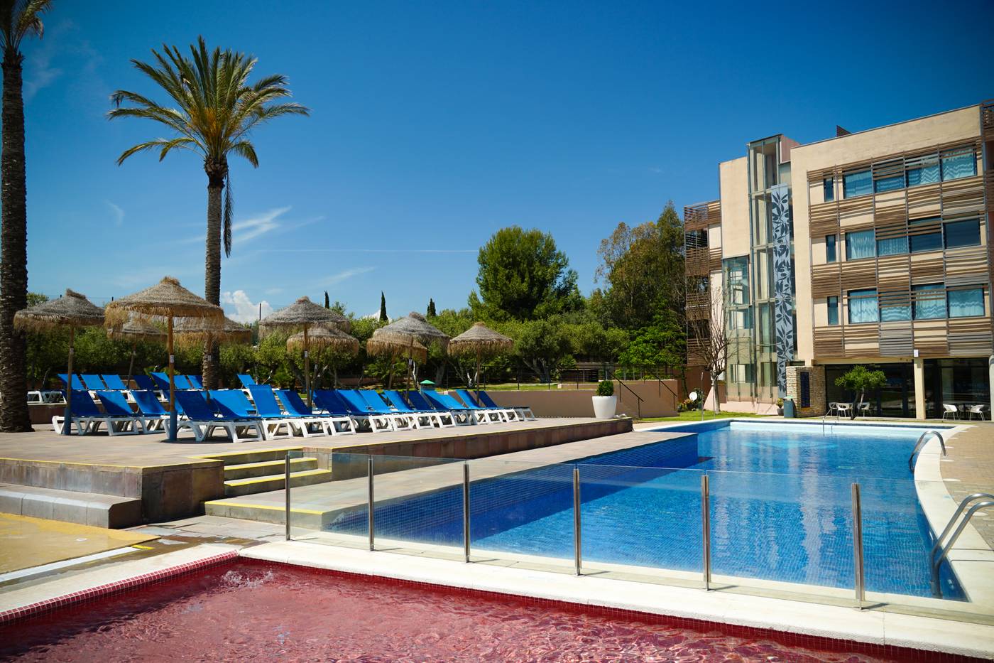Ohtels-Les-Oliveres-Beach-Resort---Spa-Pool-3