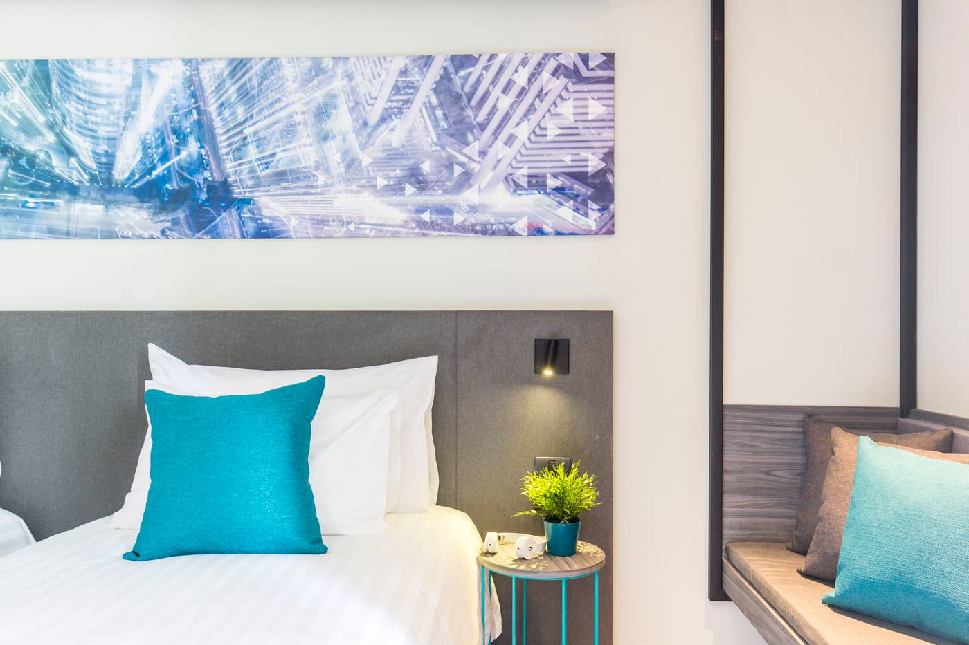 Cross-Vibe-Bangkok-Sukhumvit-Room-54