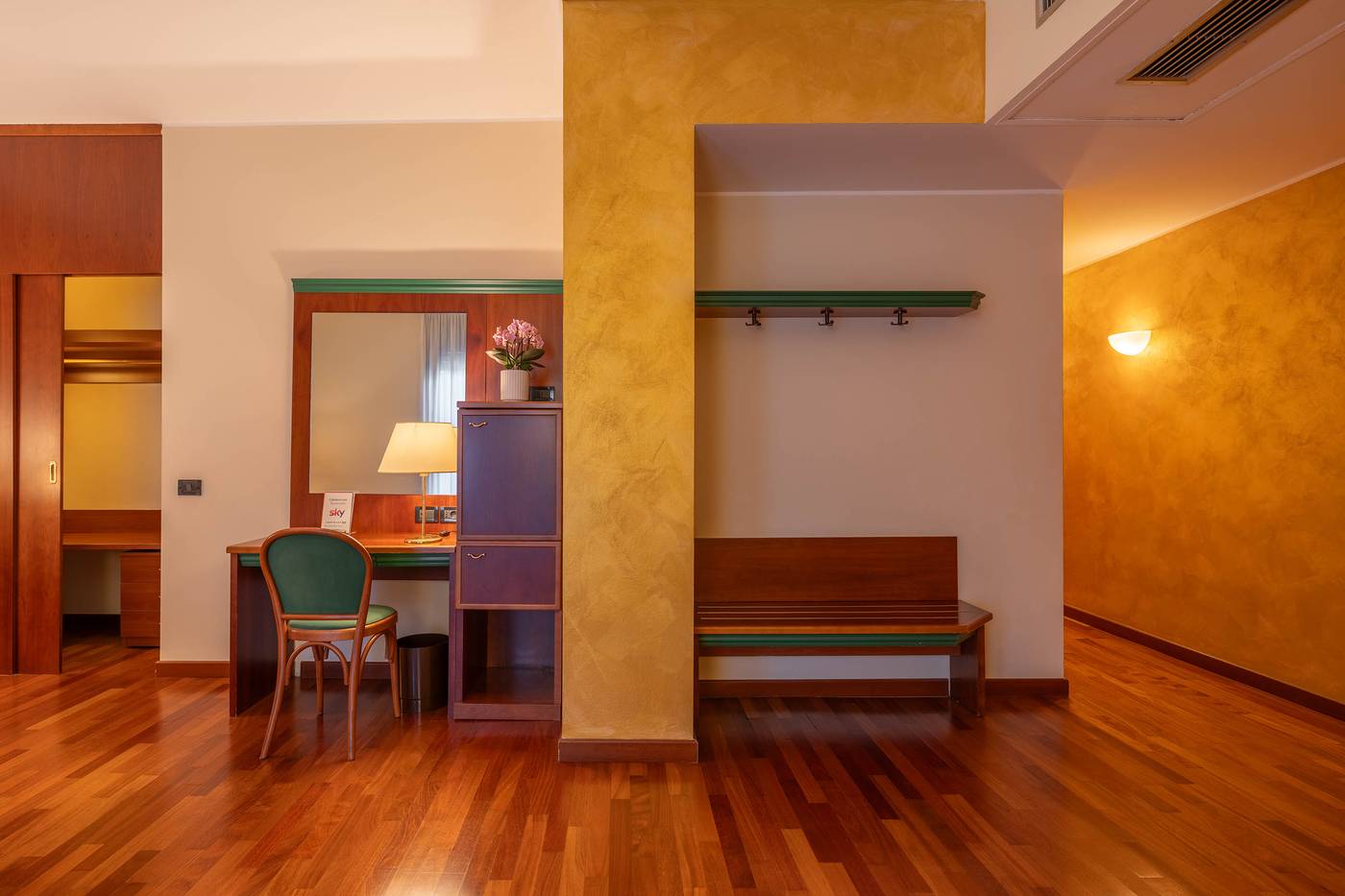 Hotel-Raffaello-Room-26