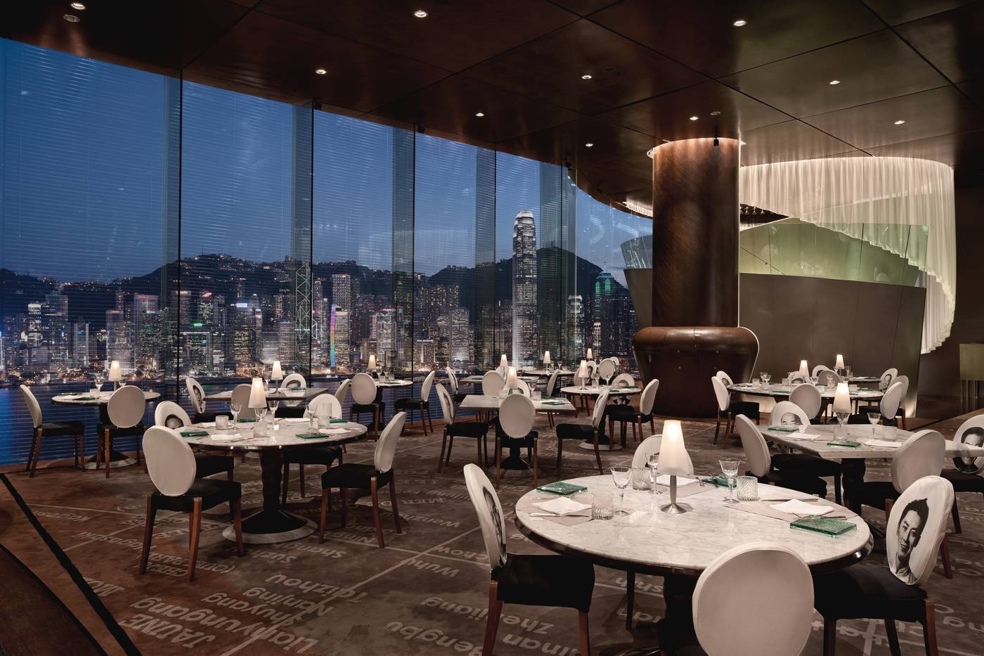 The-Peninsula-Hong-Kong-Restaurant-42