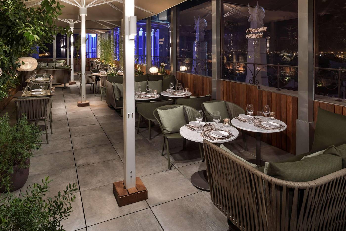 ME-Madrid-Reina-Victoria-Restaurant-13