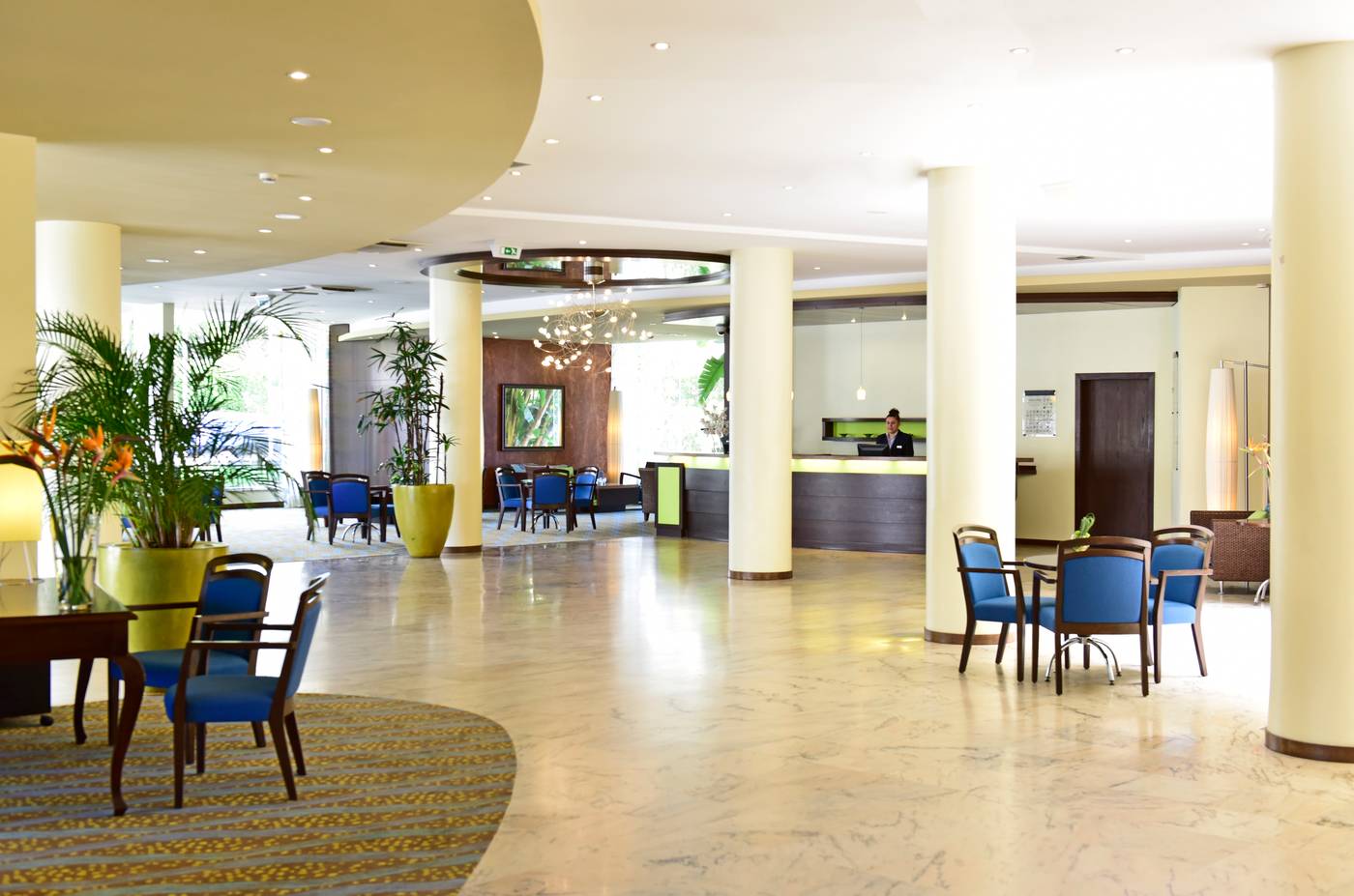 Pestana-Viking-Hotel---Resort-Lobby-28