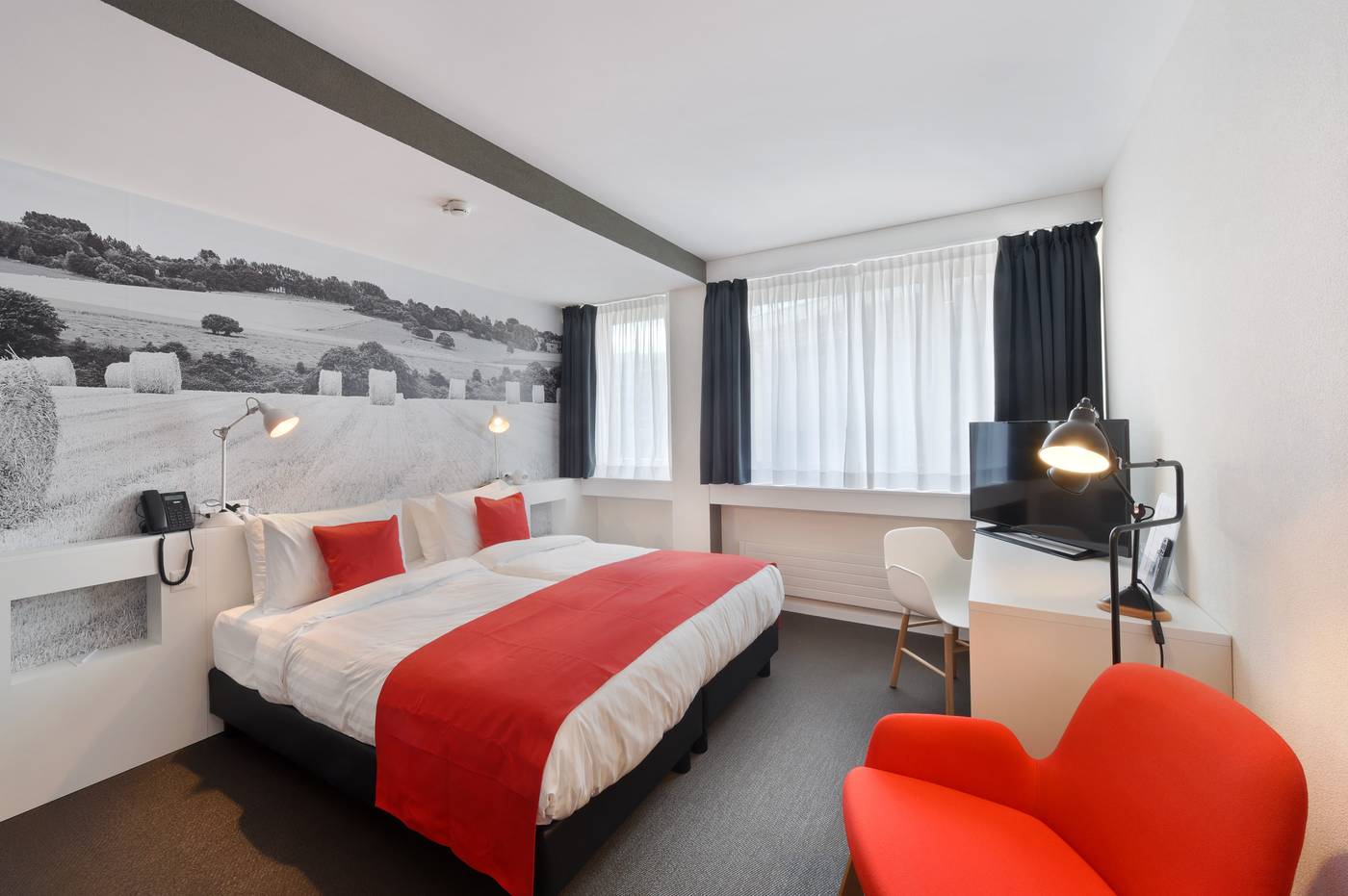 Home-Swiss-Hotel-Room-31