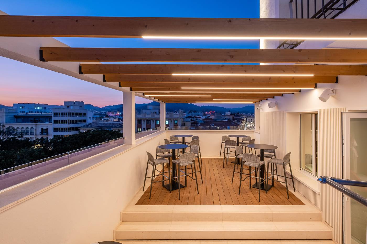 Soho-Boutique-Equitativa-Terrace-12