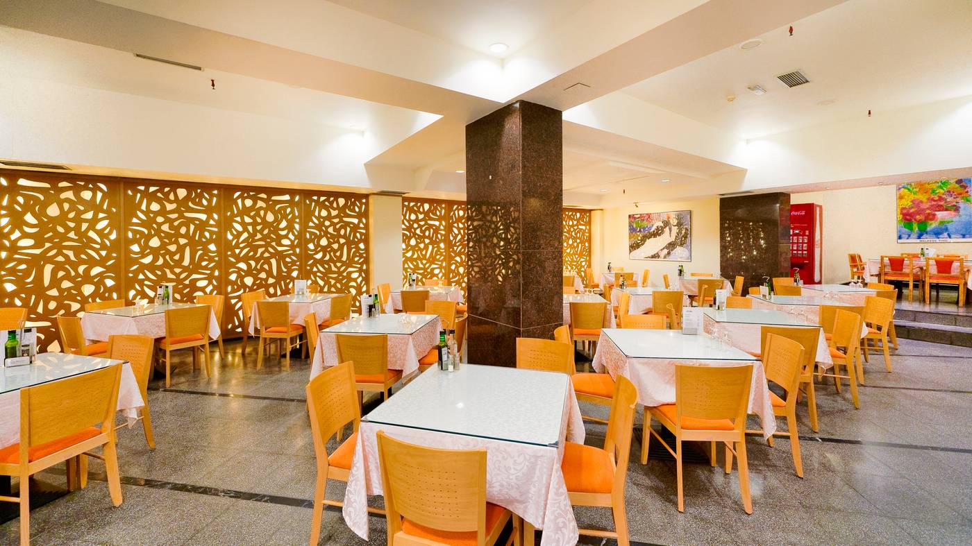 Astoria-Restaurant-42