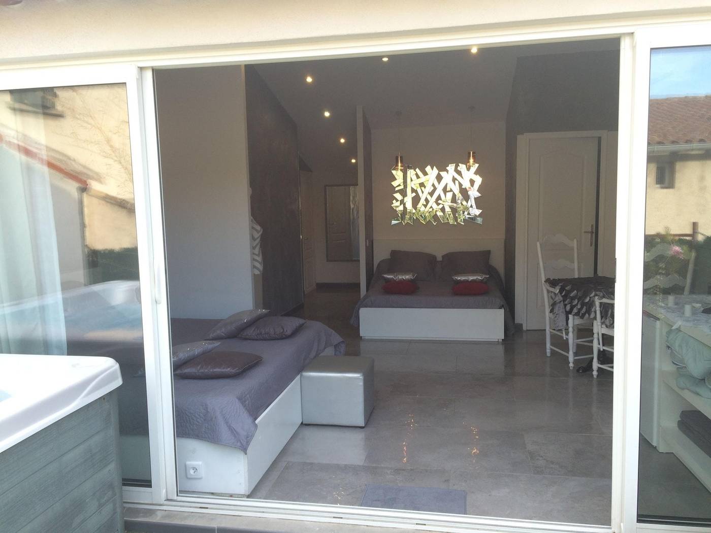 Les Chambres De Naevag-France-ST.-REMY-DE-PROVENCE-Room-5