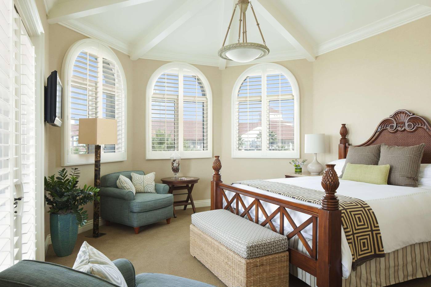 Hyatt-Regency-Huntington-Beach-Room-9