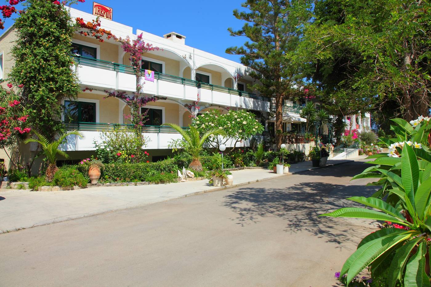 Trefon-Hotel-Apartments-General-view-10