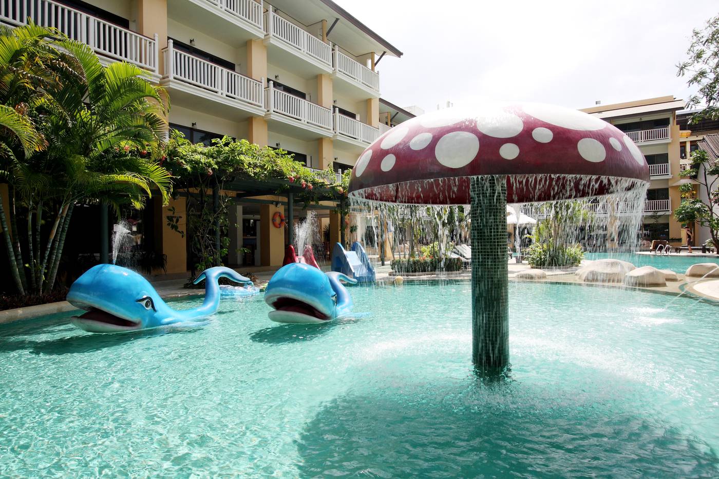 Thara-Patong-Beach-Resort-Pool-15