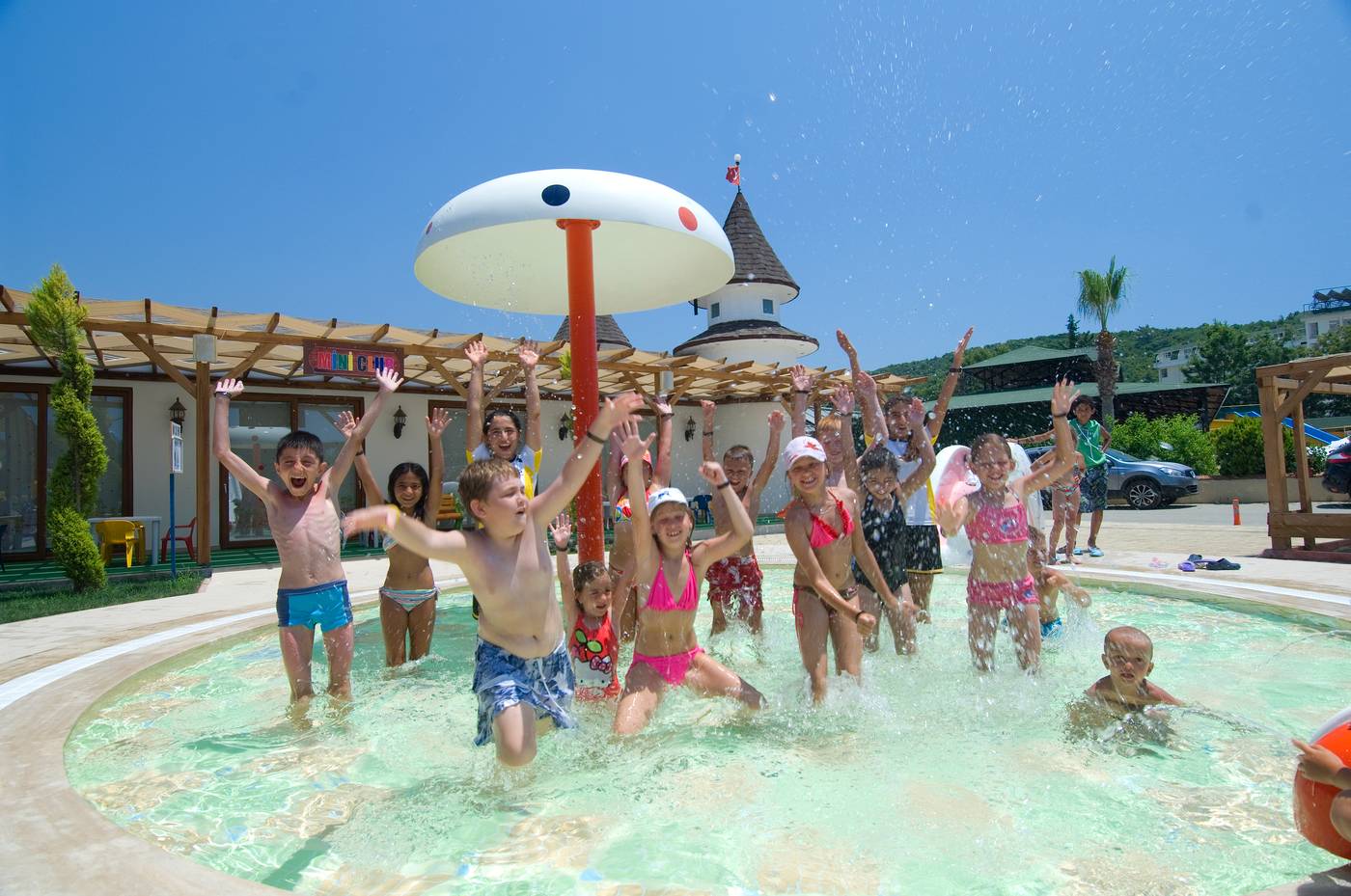 Doganay-Beach-Club-Lobby-10