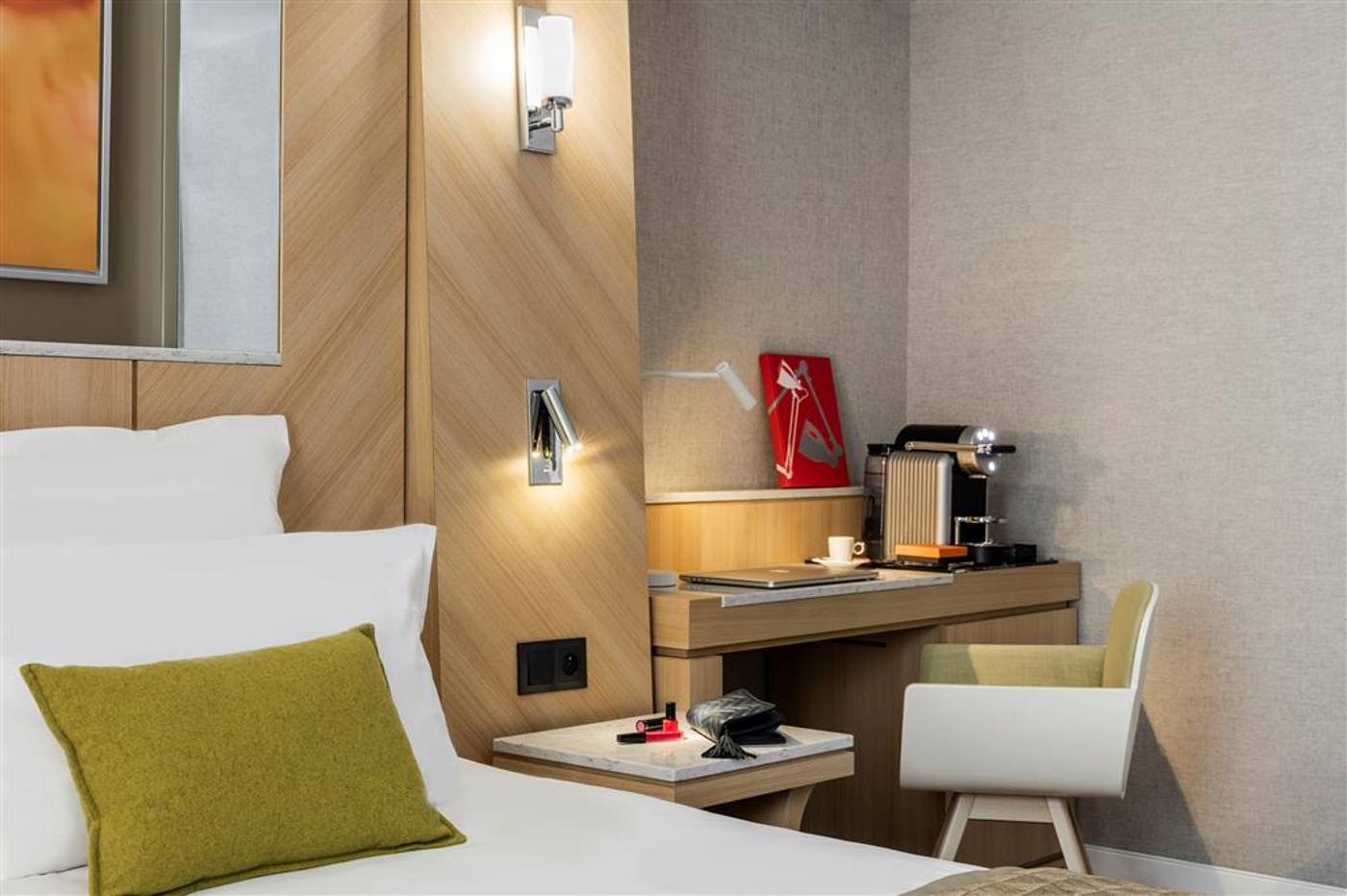 Best-Western-Premier-Louvre-Saint-Honore-Room-16