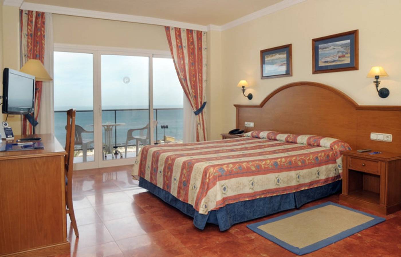 Isabel-Room-37