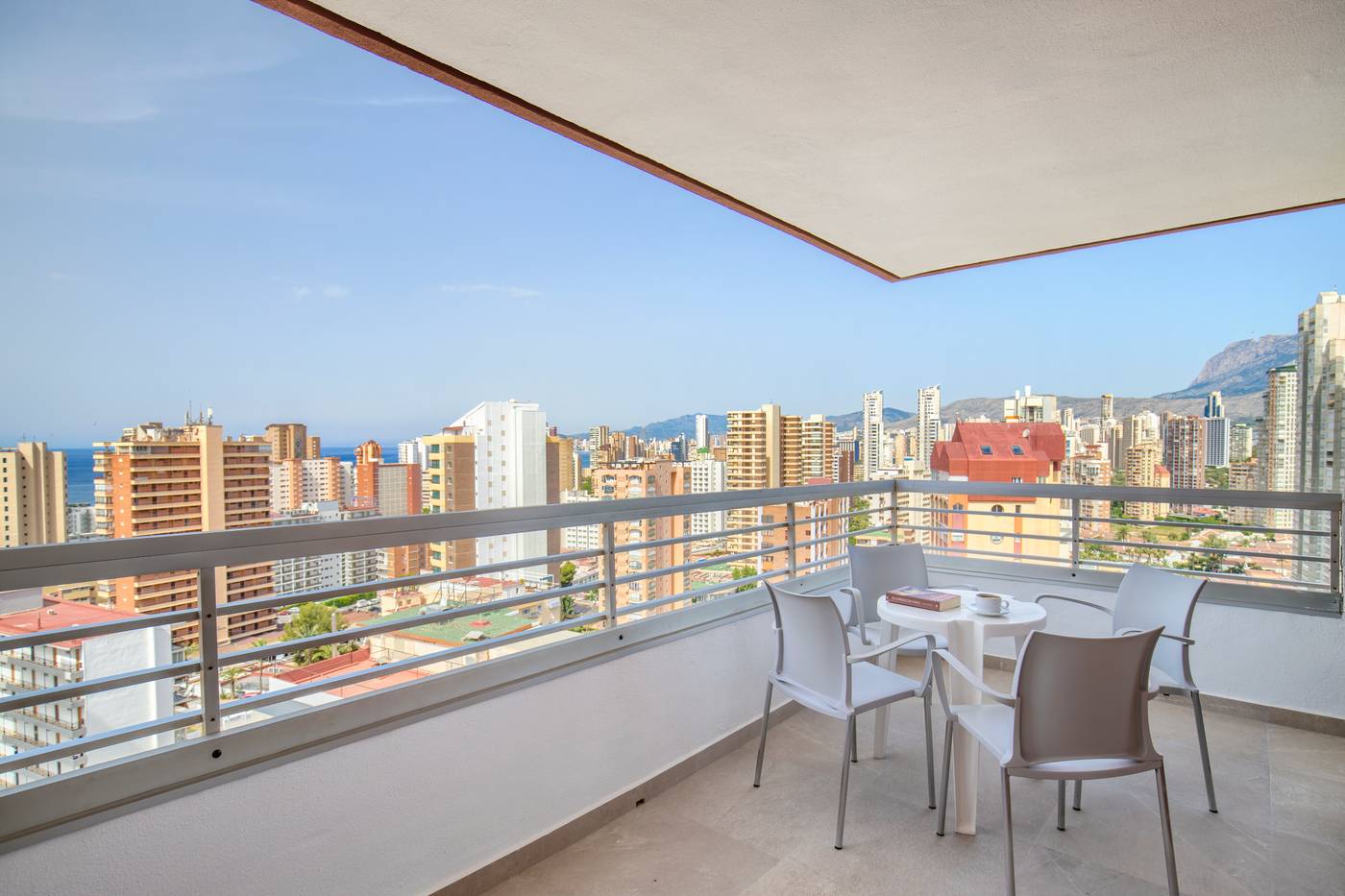 Aparthotel-BCL-Levante-Lux-Room-18