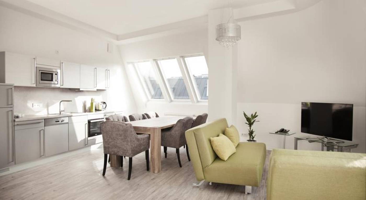 Apartments-Rosenthal-Residence-Room-36