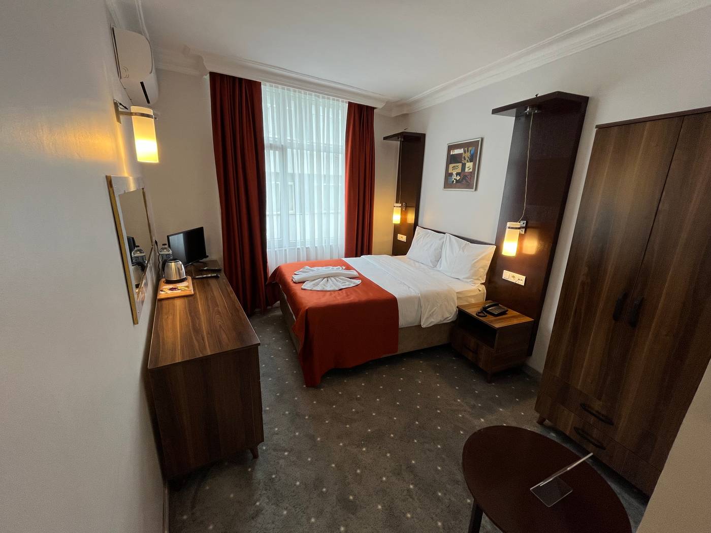 Hotel-Topkapi-Room-38