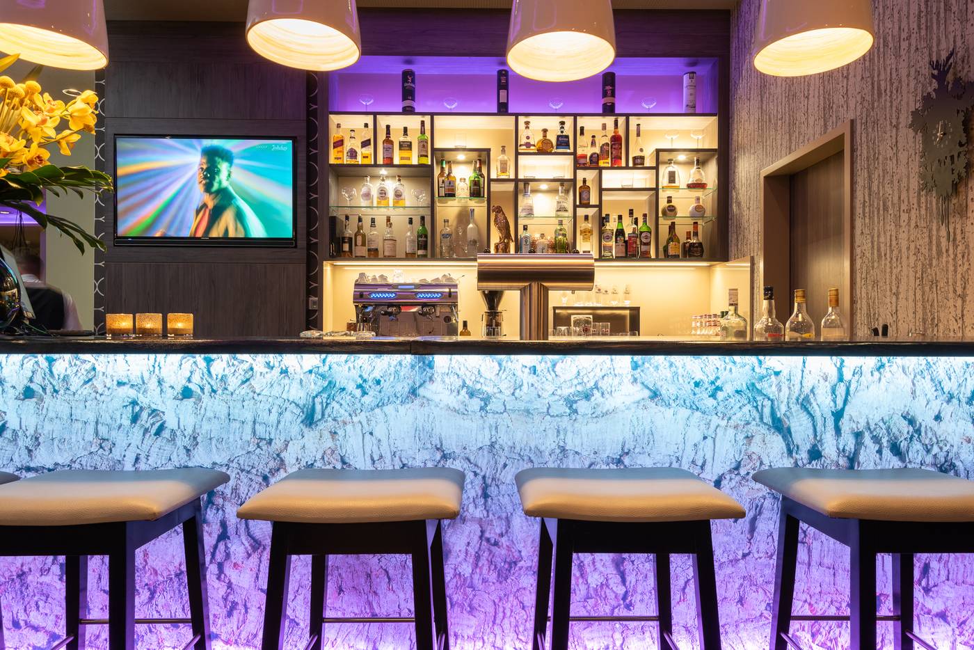 Leonardo-Hotel-Munich-City-East-Bar-15