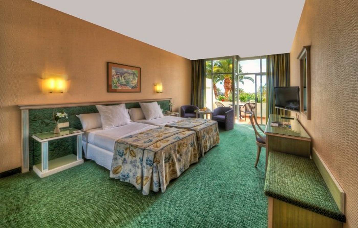 Beatriz-Costa-Teguise---Spa-Room-23