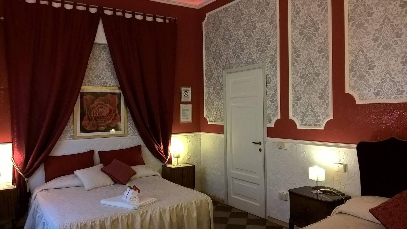 B---B-La-Mimosa-Room-12