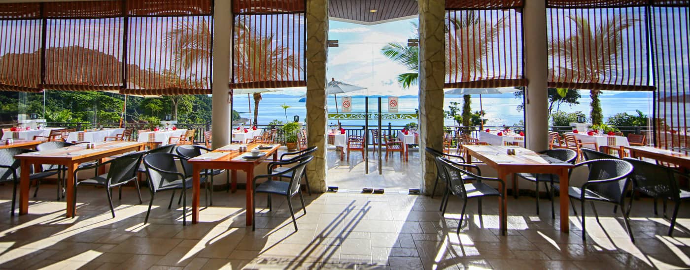 Supalai-Scenic-Bay-Resort-And-Spa-Restaurant-42