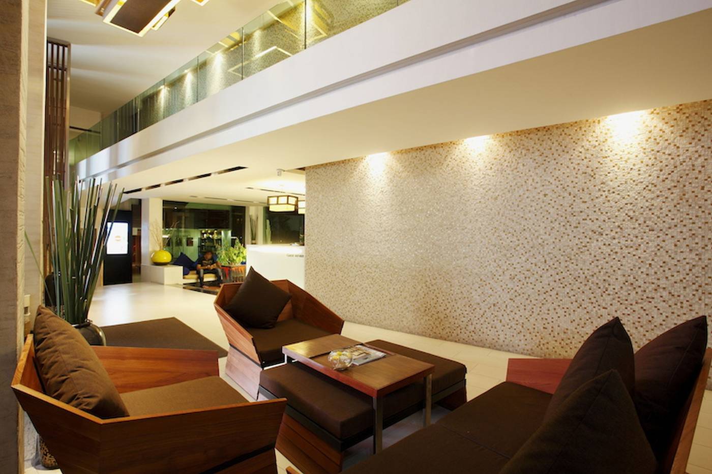 La-Flora-Resort-and-Spa-Patong-Lobby-52