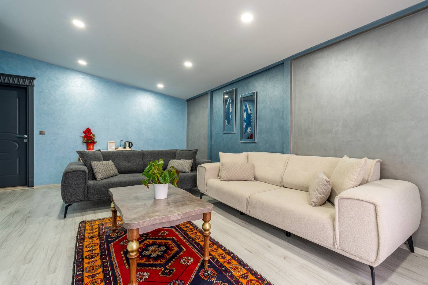 Monezza-Hotel-Room-46