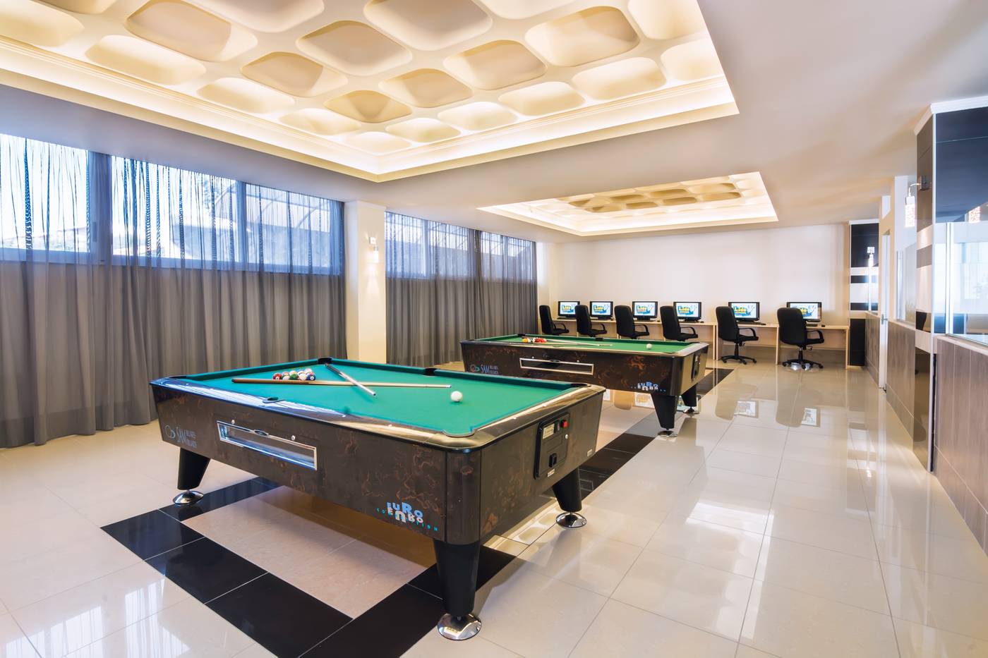 Kouros-Palace-Sports-and-Entertainment-60