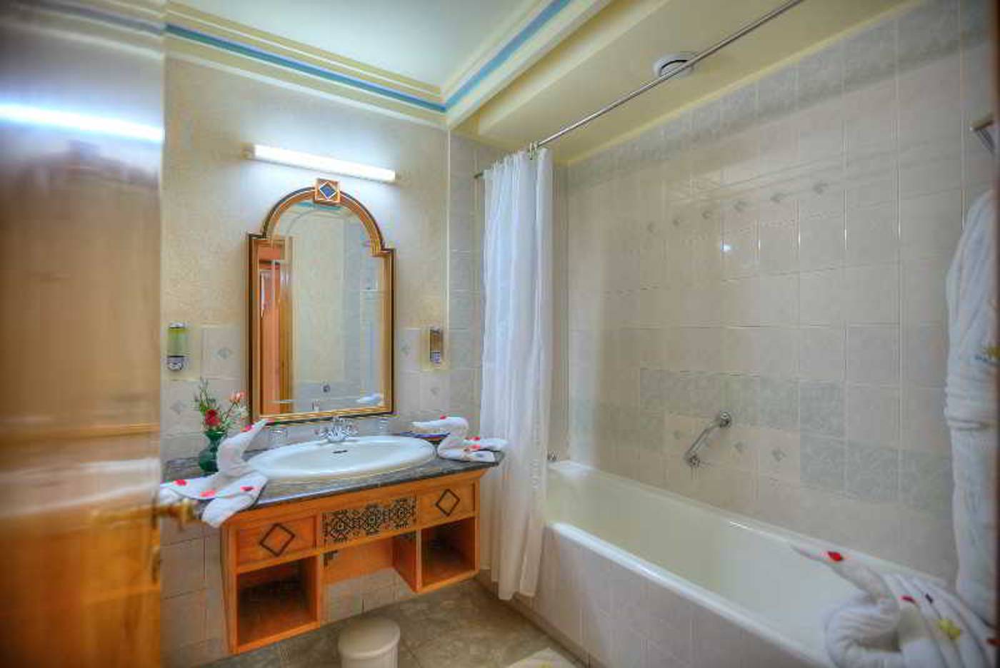 Hotel-Marrakech-Le-Sangho-Privilege-Room-27