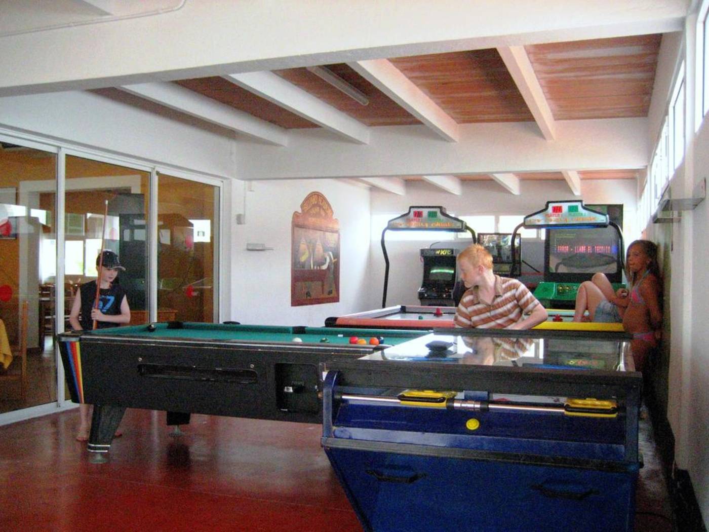 Vista-Blanes-Sports-and-Entertainment-31