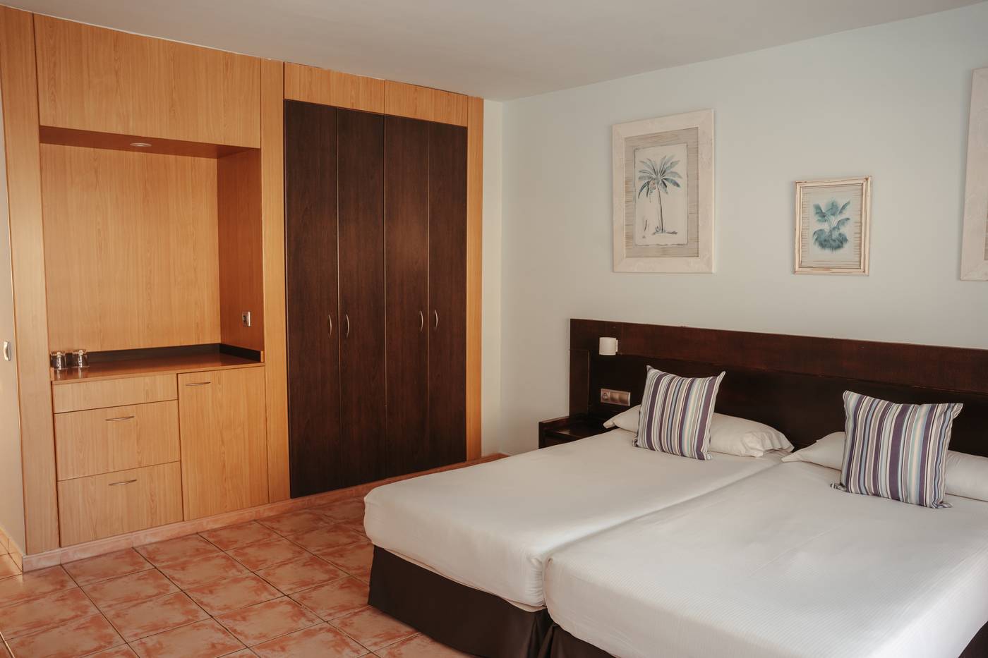 LIVVO-Lago-Taurito---Waterpark-Room-34