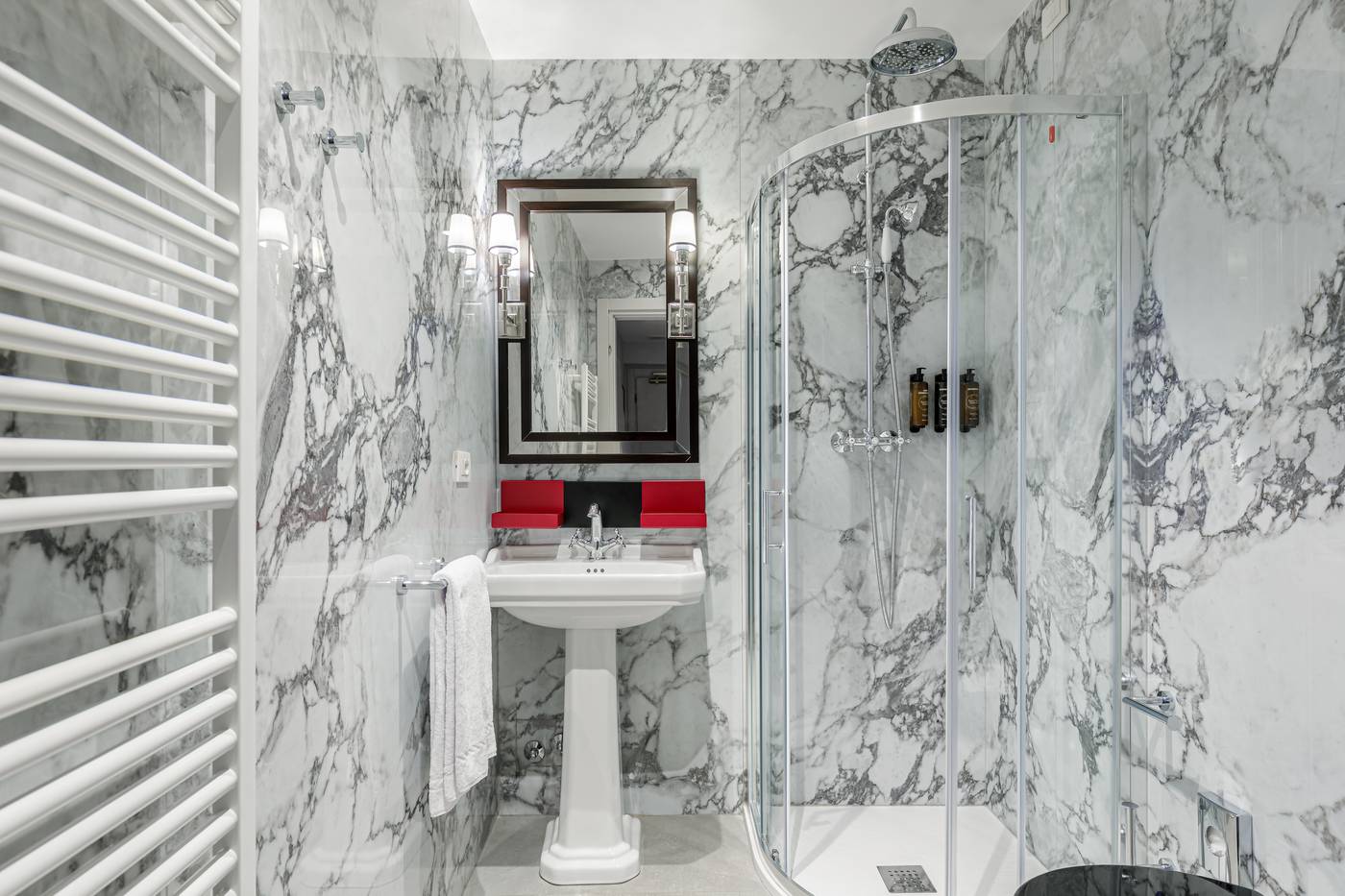 Room-Mate-Luca-Room-40