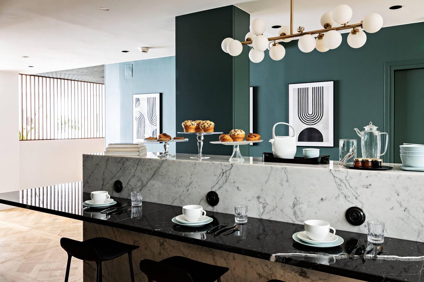 Holiday-Inn-Paris-Palais-de-lElysee-Restaurant-15