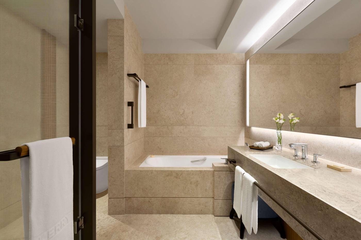 Kerry-Hotel-Hong-Kong-Room-44