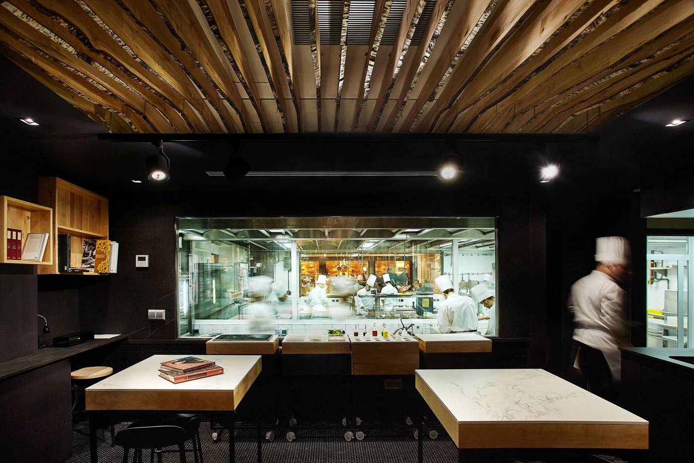 Hyatt-Regency-Hesperia-Madrid-Restaurant-60