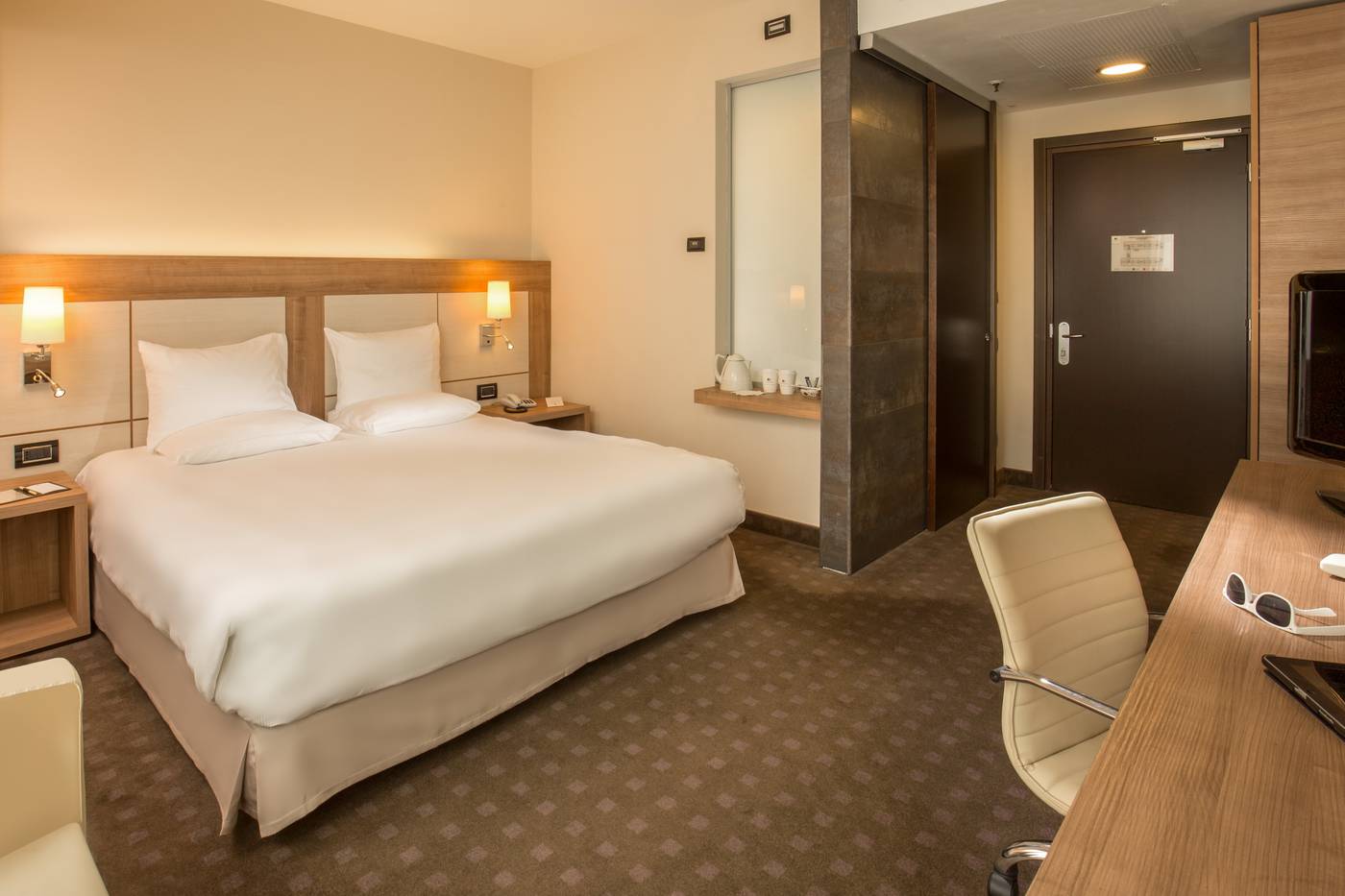 DoubleTree-by-Hilton-Milan-Room-5