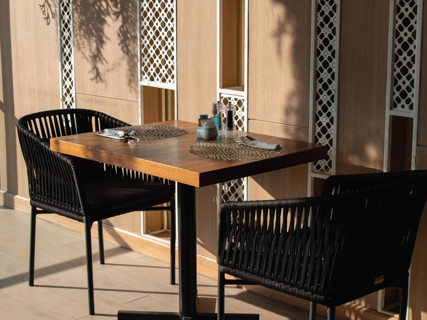 Andaman-Beach-Hotel-Phuket-Handwritten-Collection-Restaurant-19